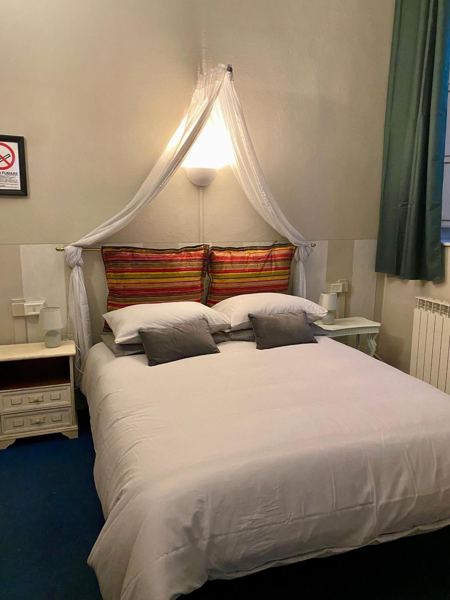 Guest House Santa Giustina Lucca Centro Storico Екстериор снимка